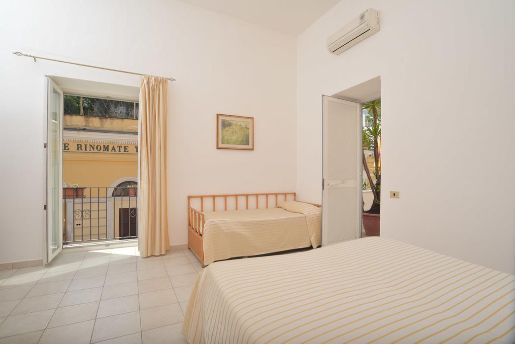 Hotel Il Nespolo Casamicciola Terme Dış mekan fotoğraf